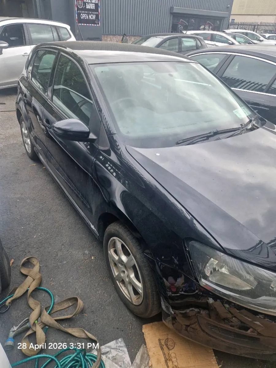 Vw polo parts or repair 2011 - Image 4