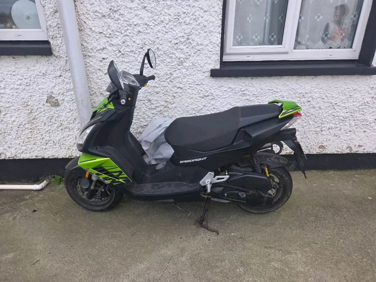 Peugeot Darkside SF3 50CC - Image 2