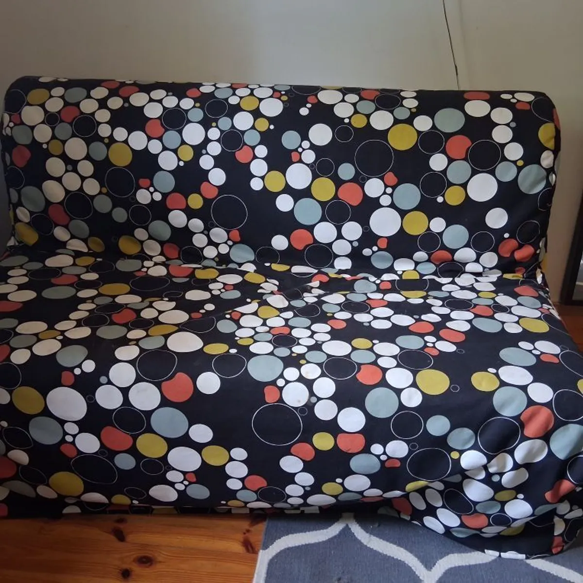 Furniture/TV/Sofa Bed/ Inflatable Soft Top Sofa - needs to go asap - Image 1