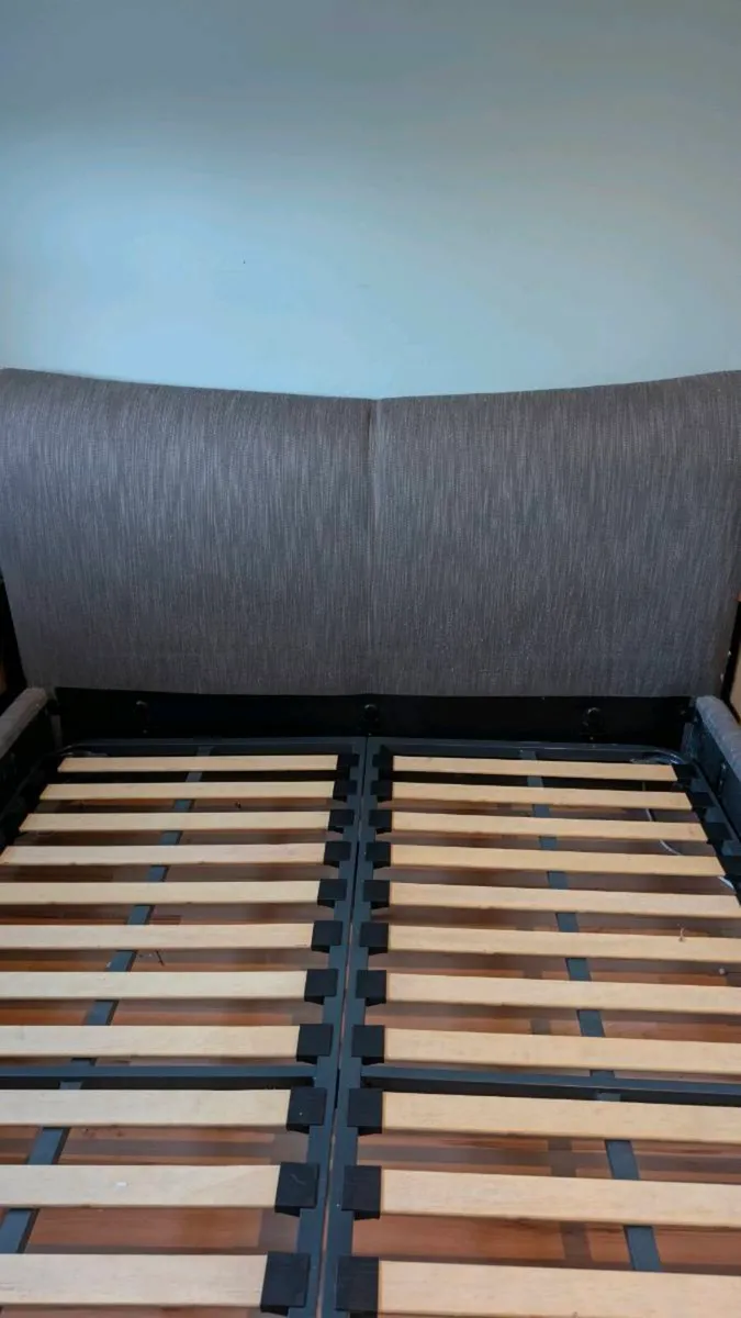 Sleigh bed frame - Image 1