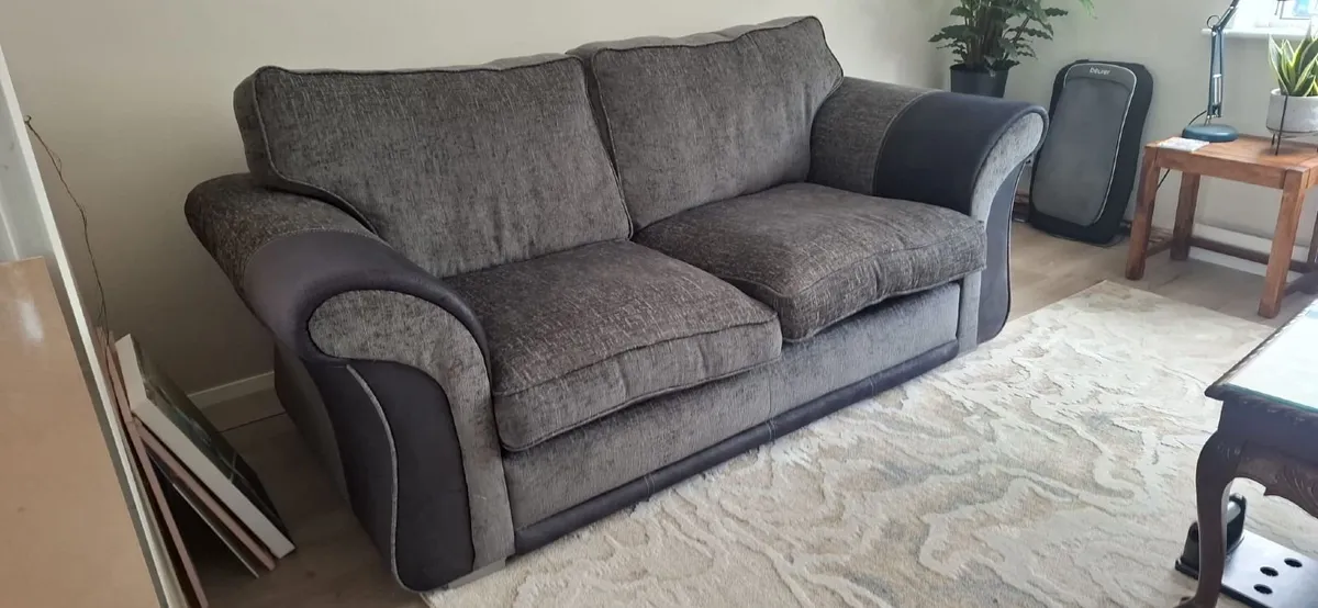Sofa - Image 2