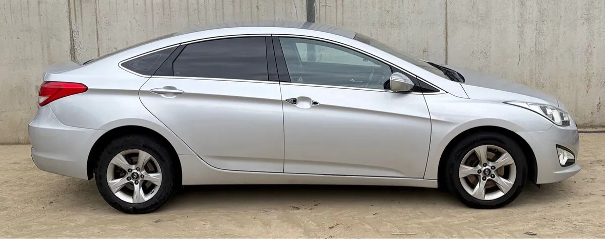 2014 Hyundai i40 parts - Image 2