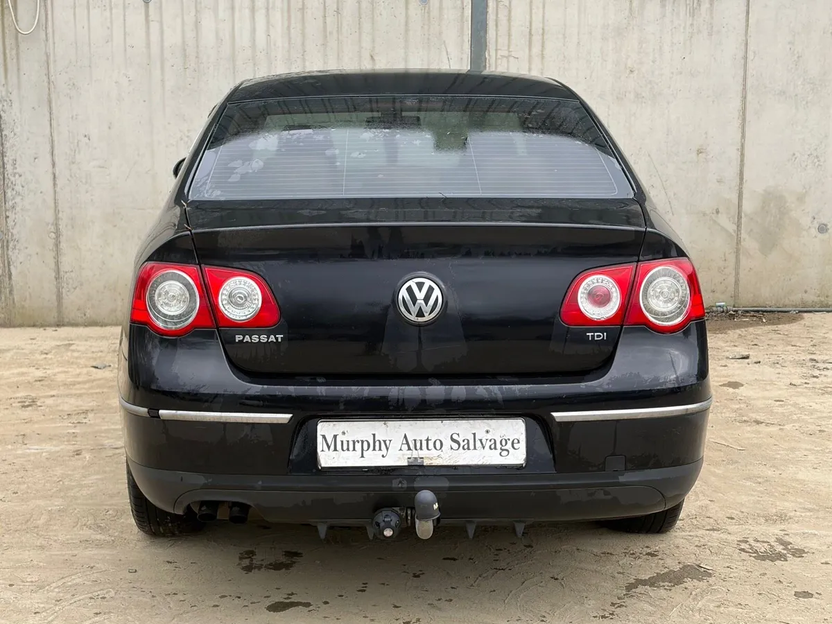 2009 VW Passat parts - Image 3