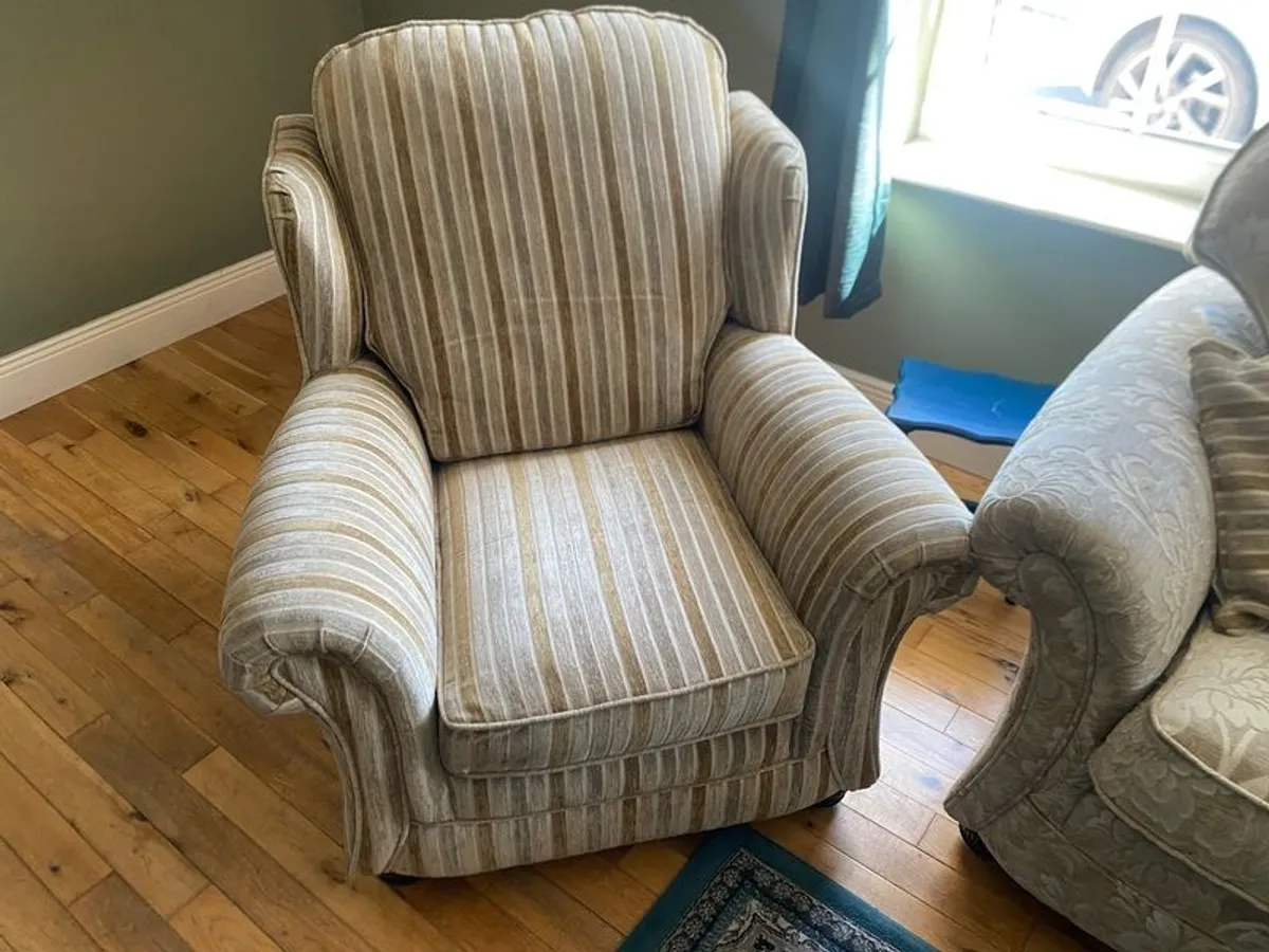 Three Piece Suite (3+1+1) and footstool - Image 4