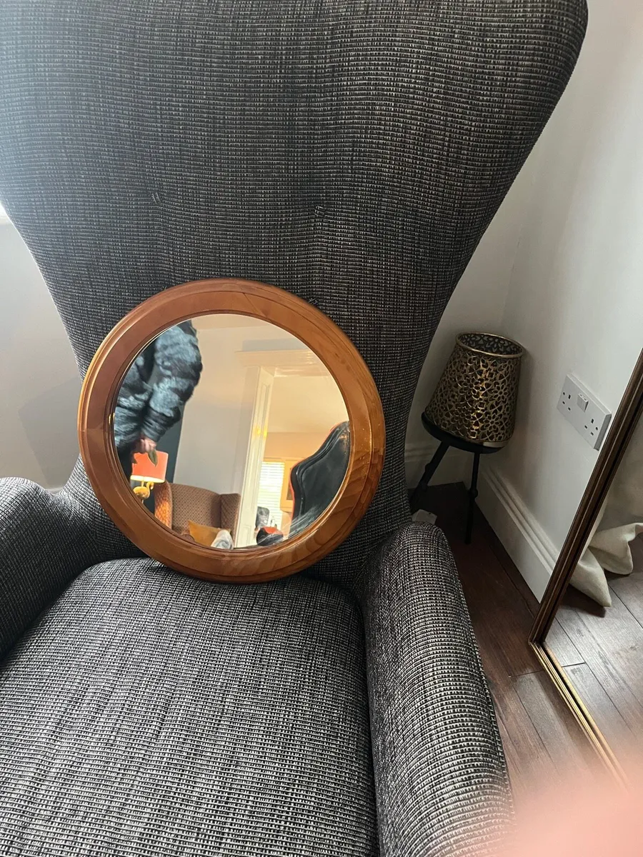 Circular Mirror - Image 4