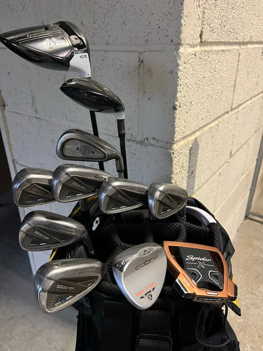 Golf clubs - Image 1