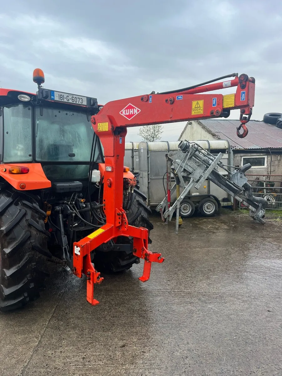 Kuhn Fertilizer Hoist - Image 2