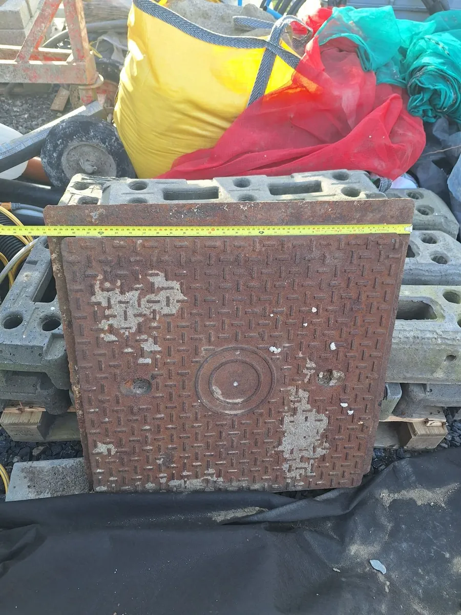 Manhole Cover - Image 1