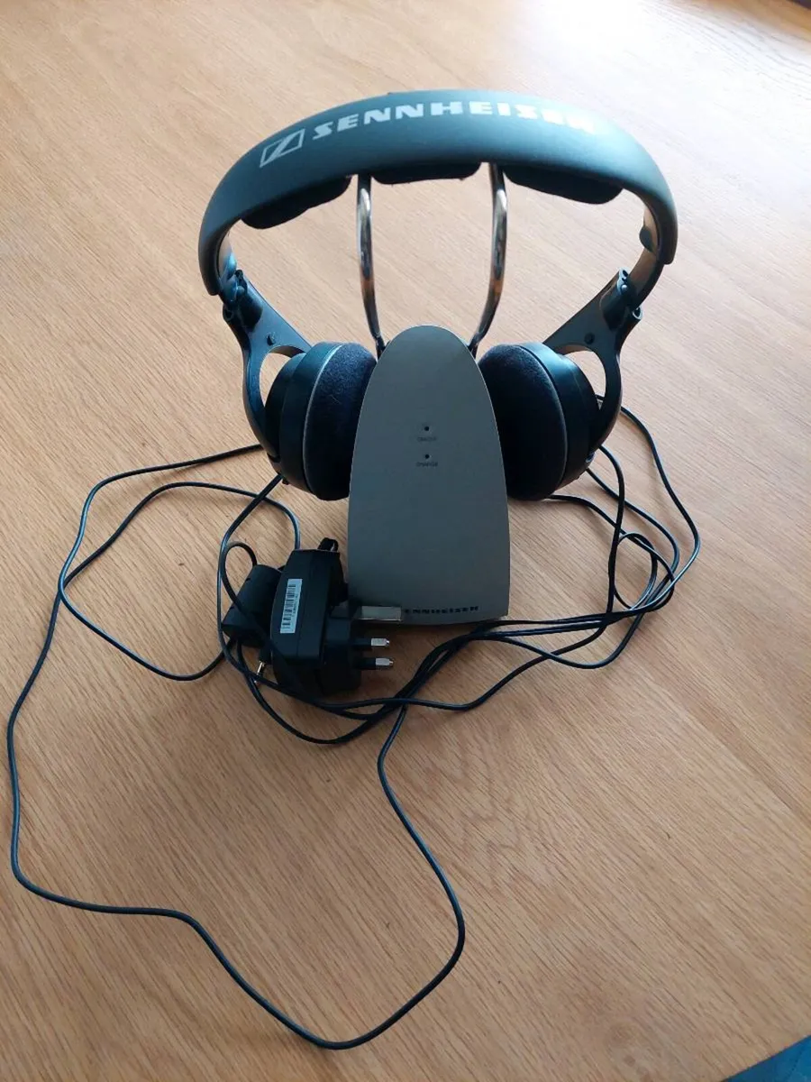 Sennheiser HD120 II - Image 1