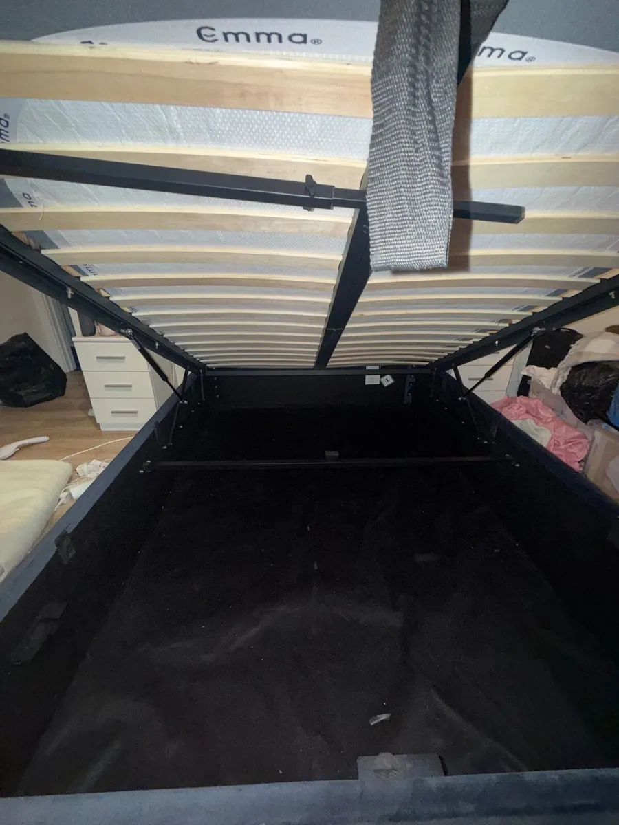 Divan Bed with storage in perfect condition - Image 3