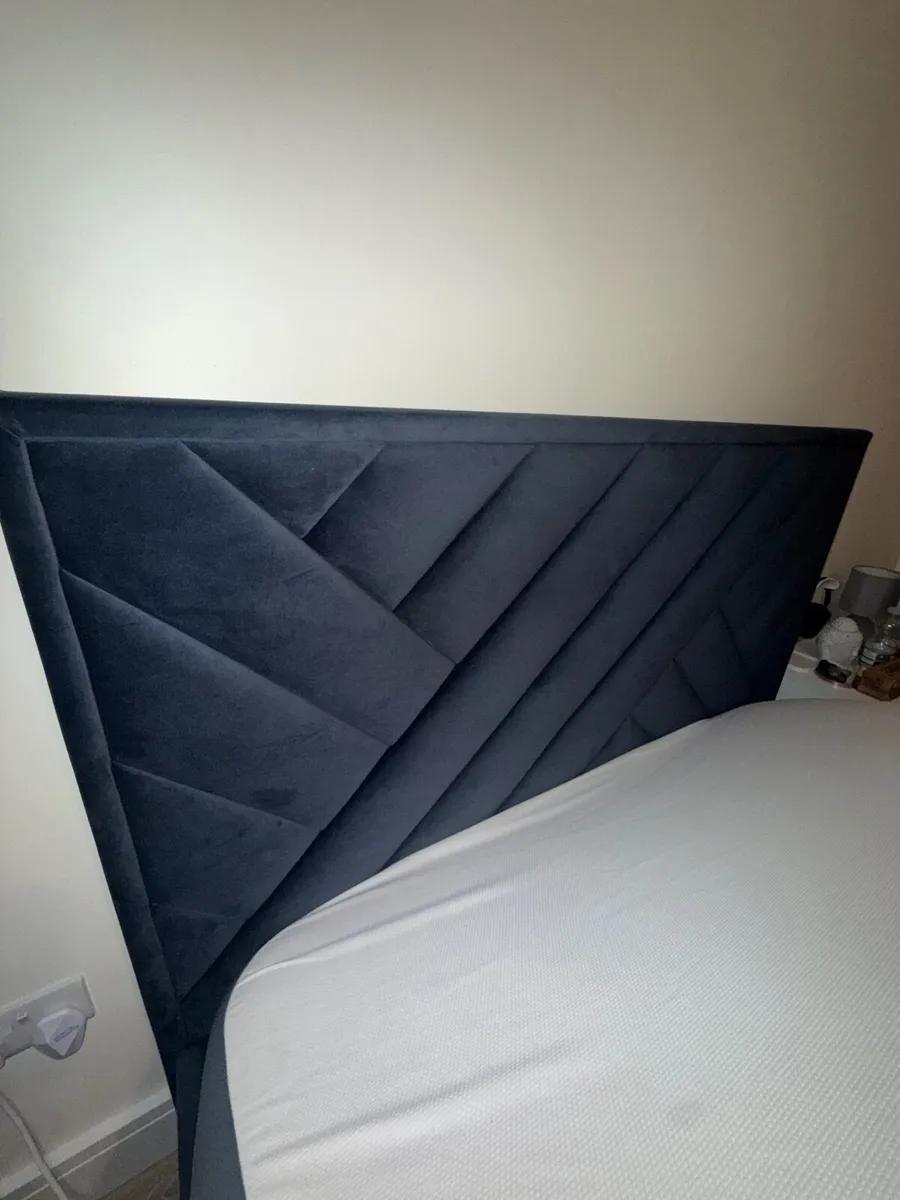 Divan Bed with storage in perfect condition - Image 1