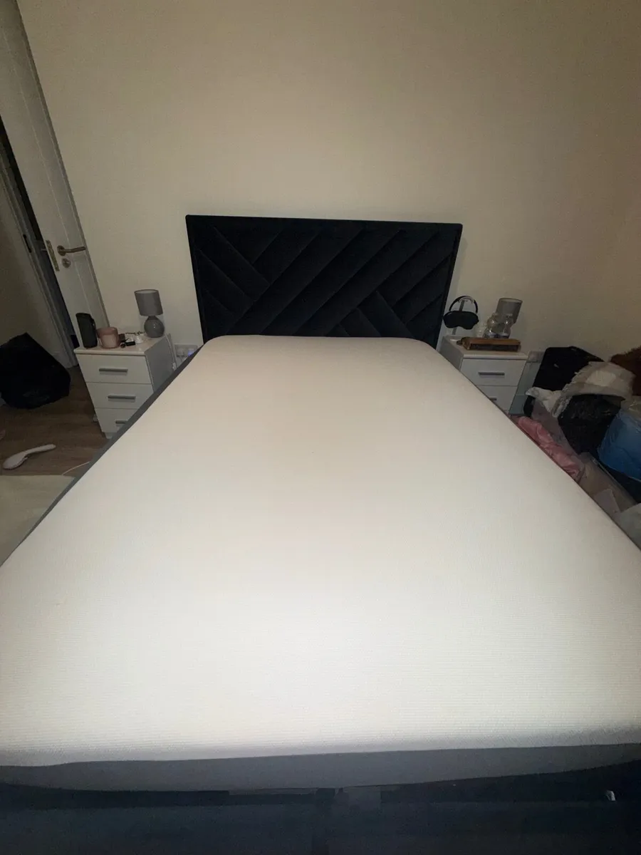 Divan Bed with storage in perfect condition - Image 2