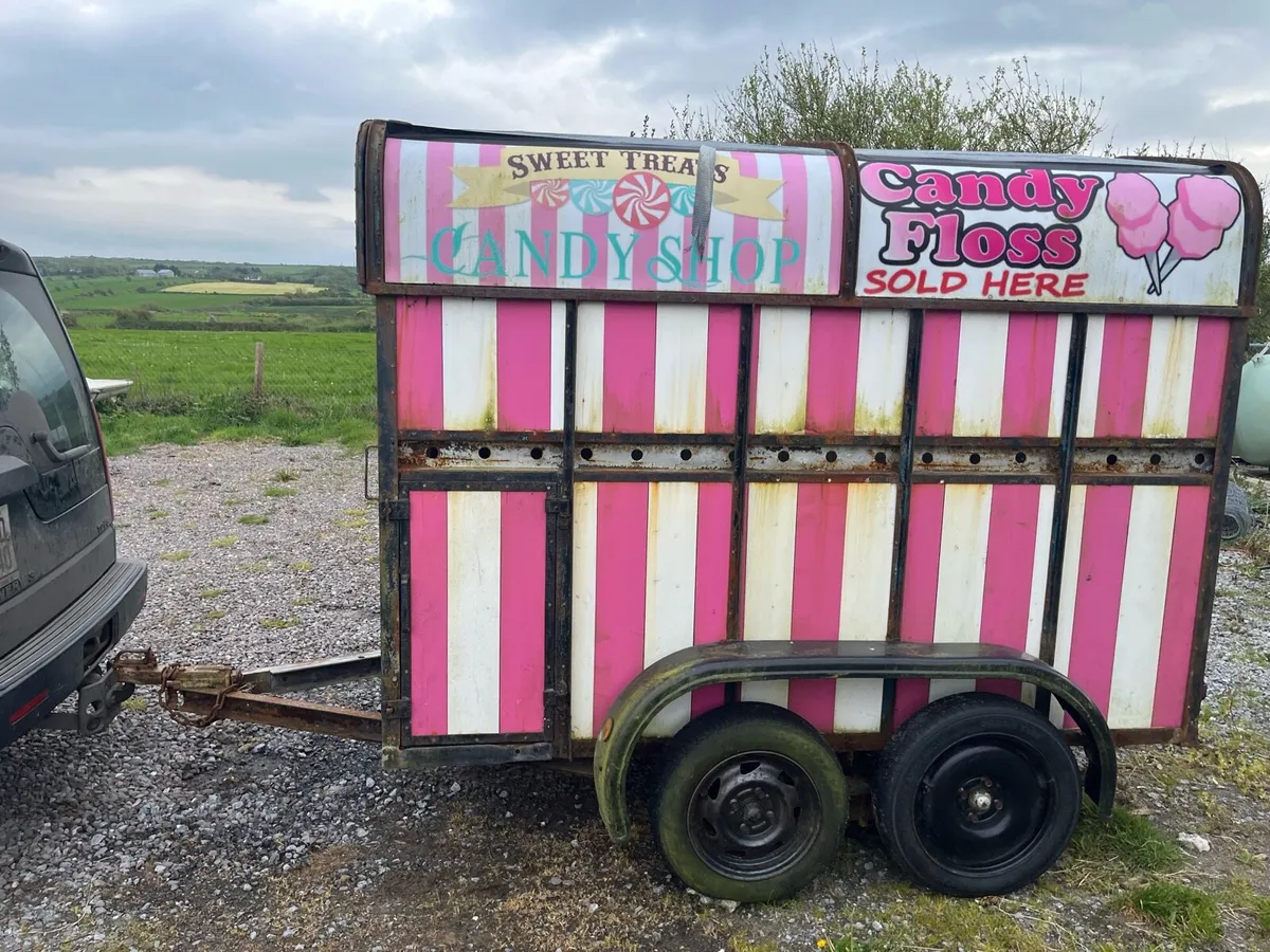 Cattle trailer - Image 1