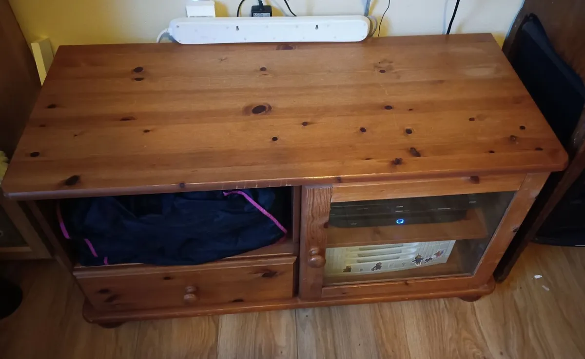 TV Unit. - Image 2