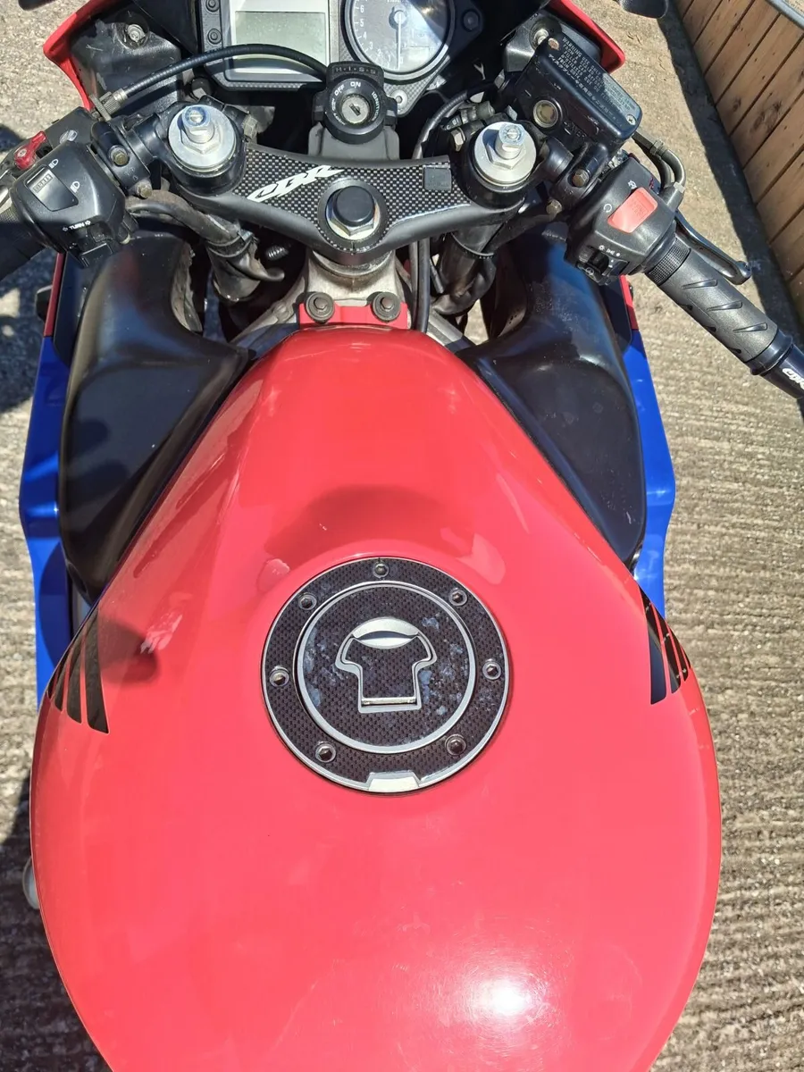 Honda CBR 2001 - Image 3
