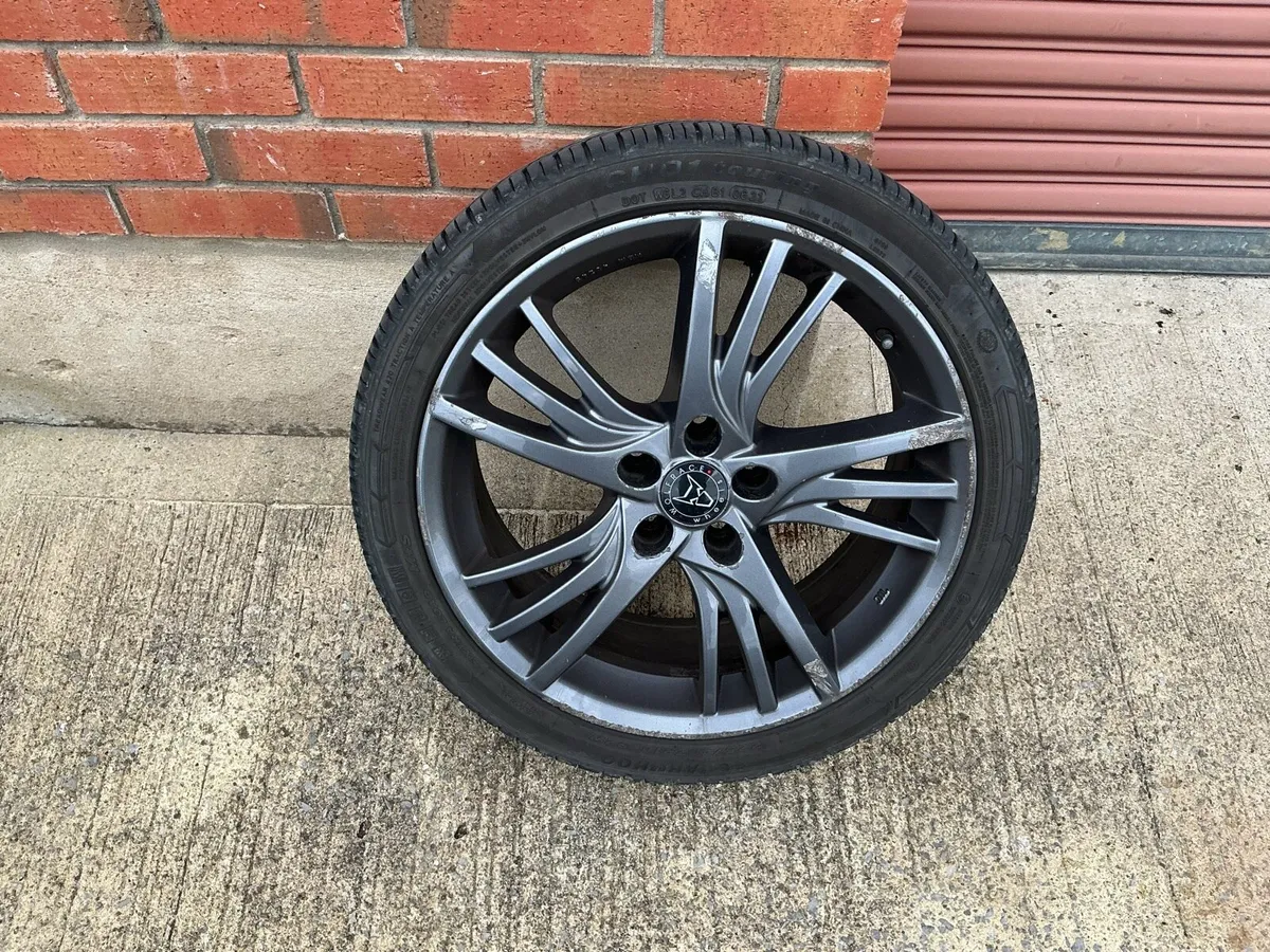 Car wheels - Image 1
