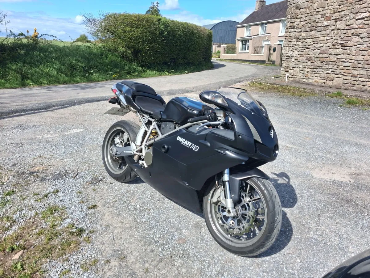 DUCATI 749 - Image 1