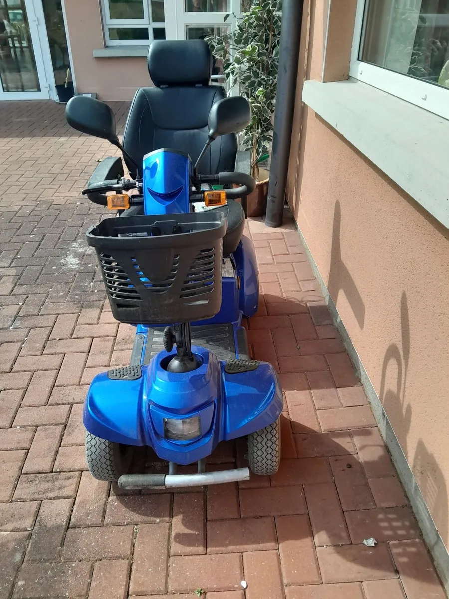 Mobility scooter - Image 2