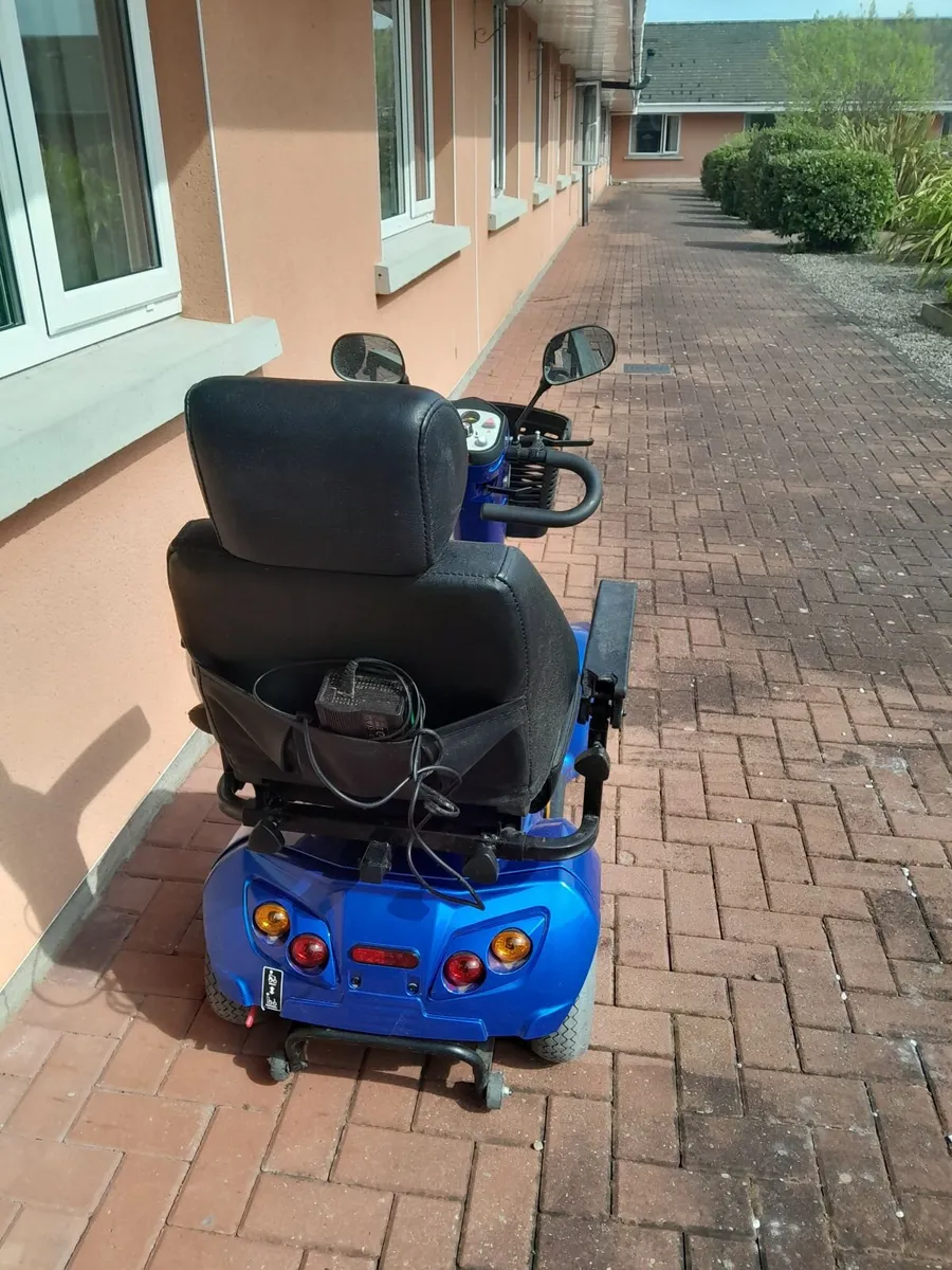 Mobility scooter - Image 3