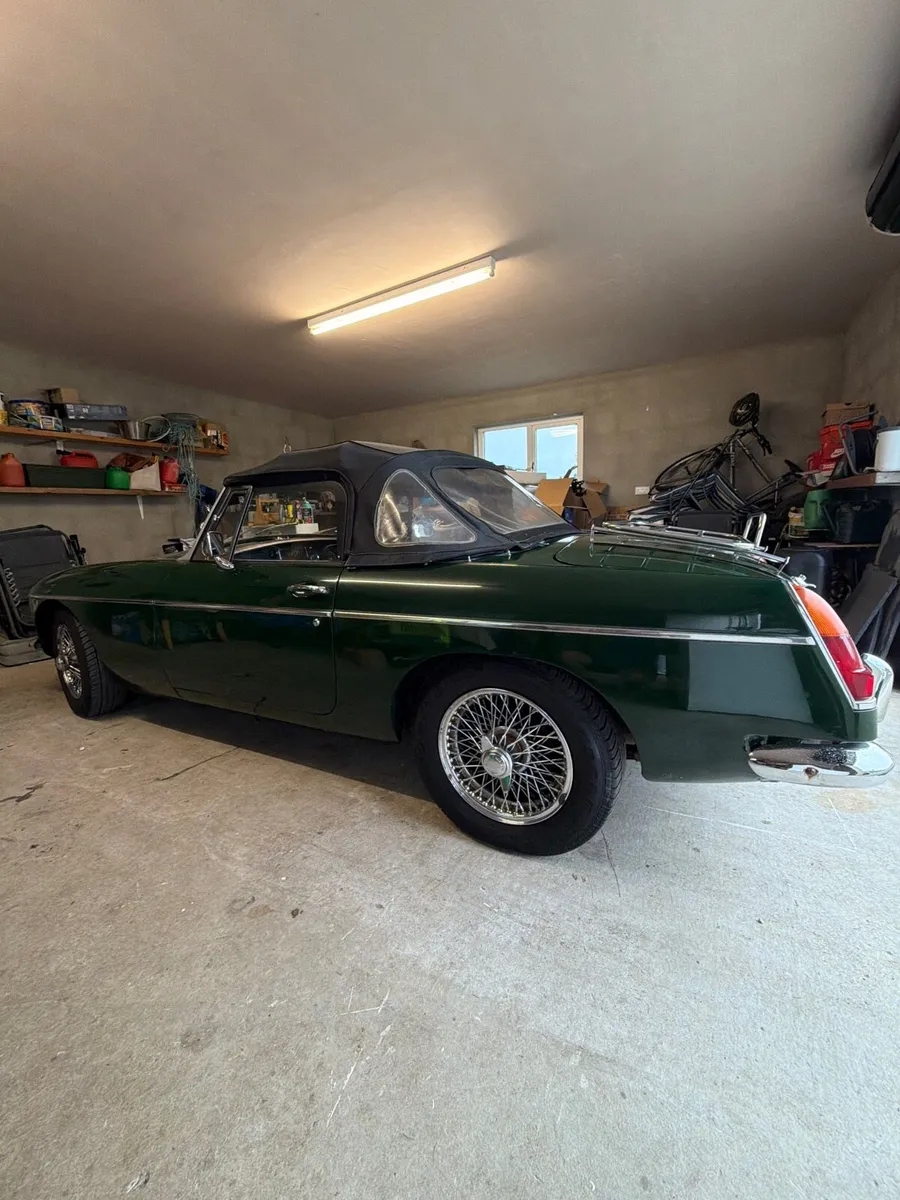 MG B roaster - Image 3