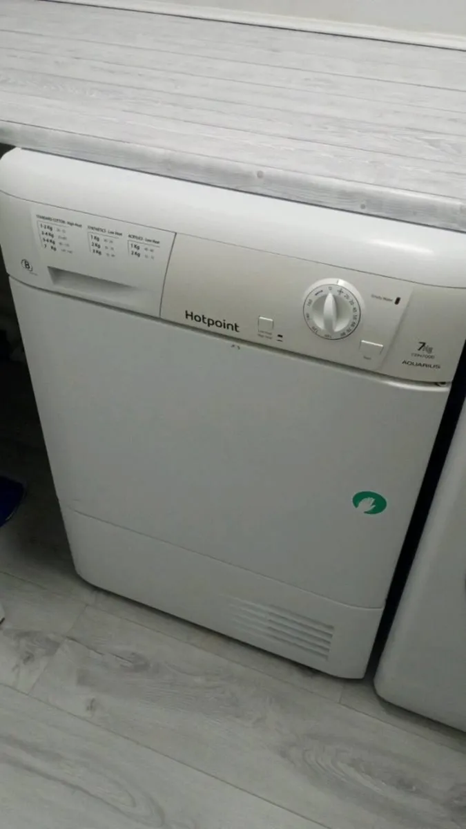 Hotpoint Condenser Dryer - Image 1