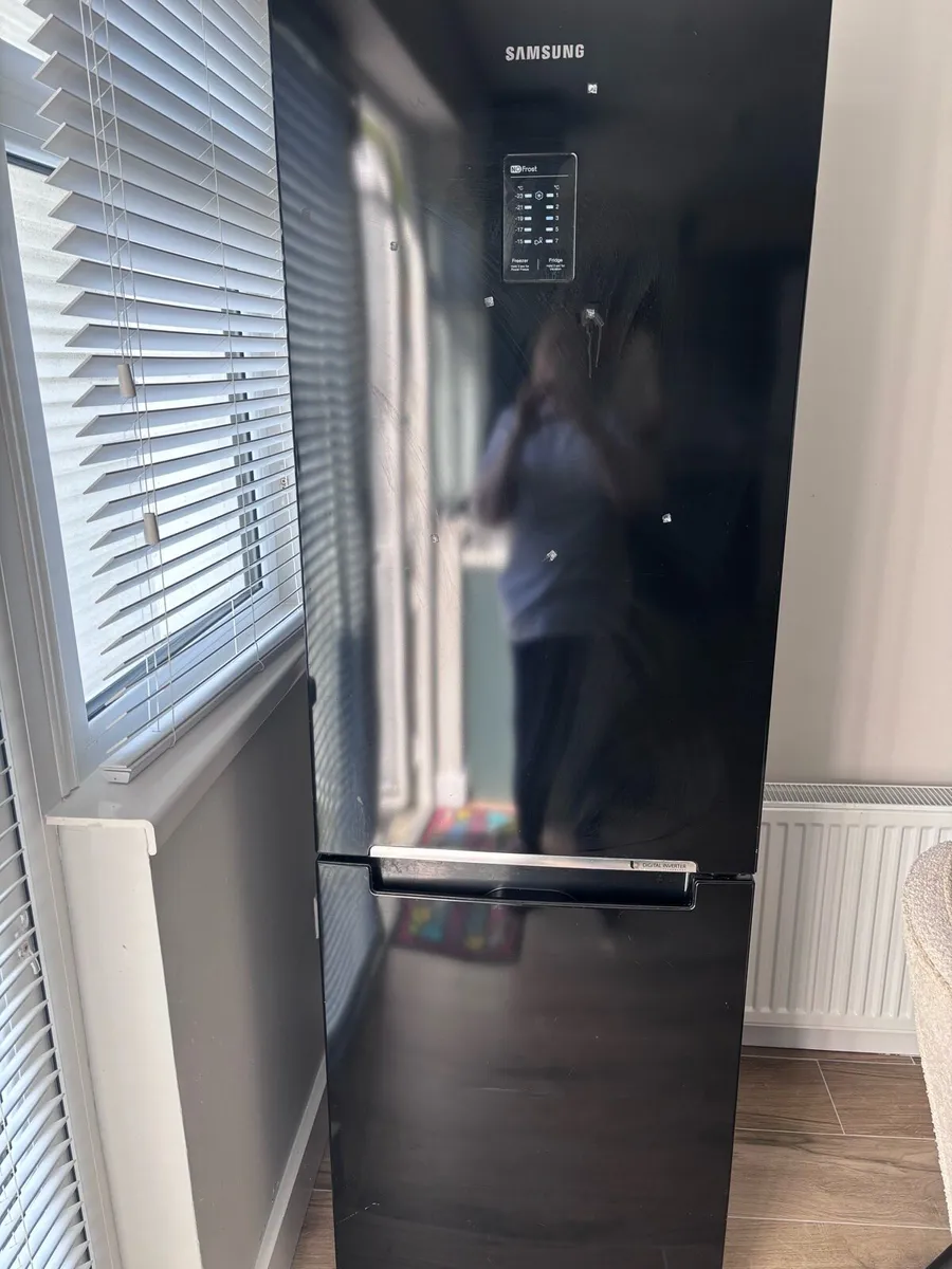 Samsung Fridge/Freezer - Image 1