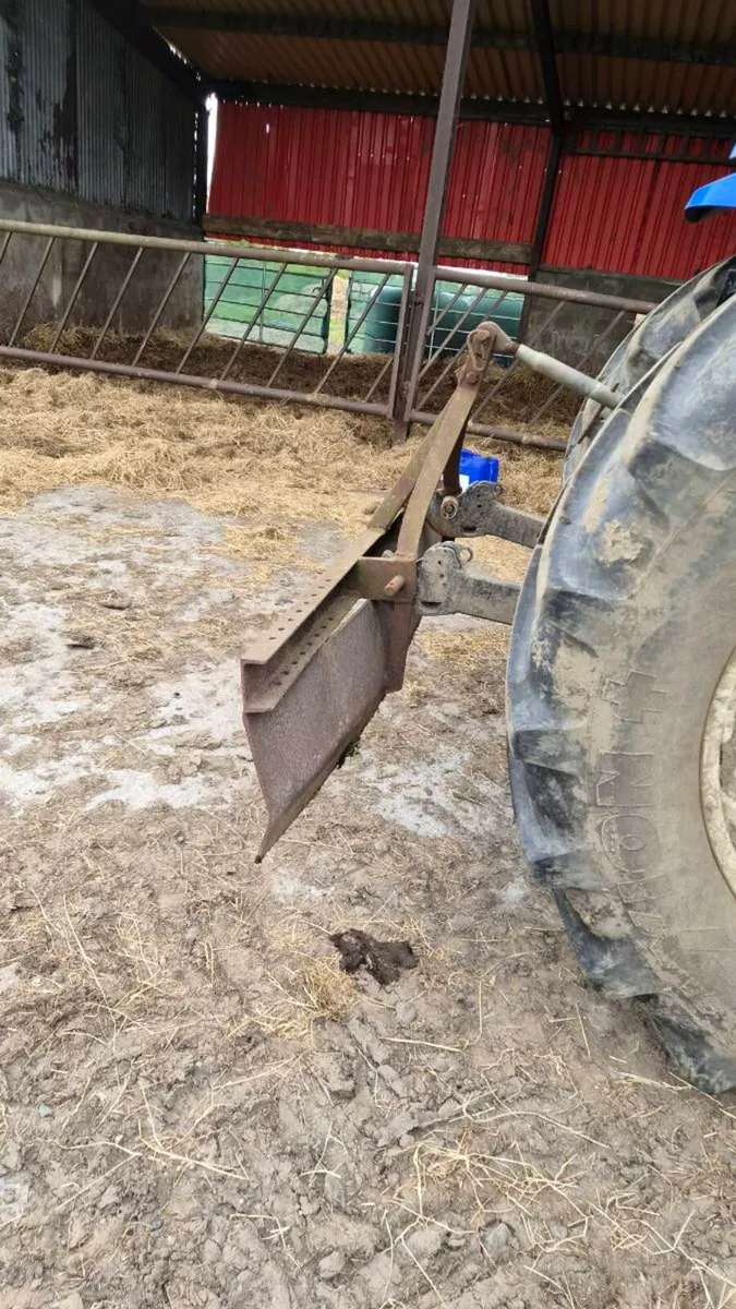 Old land leveller - Image 4