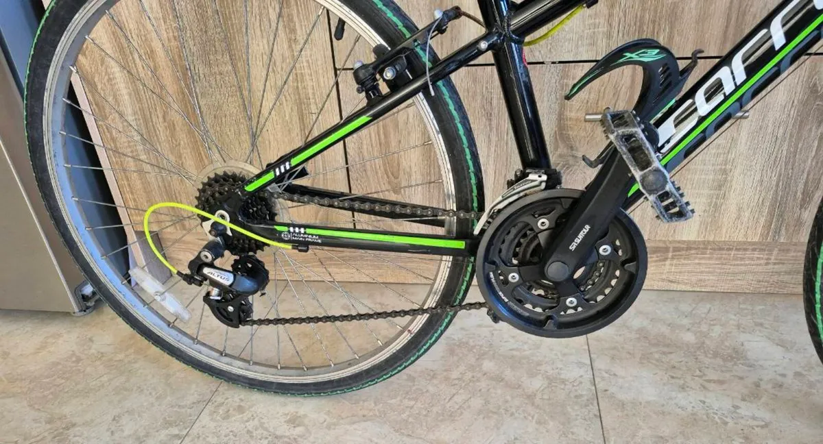 CARRERA ABYSS 13INCH FRAME/26 INCH WHEELS IN GOOD - Image 3