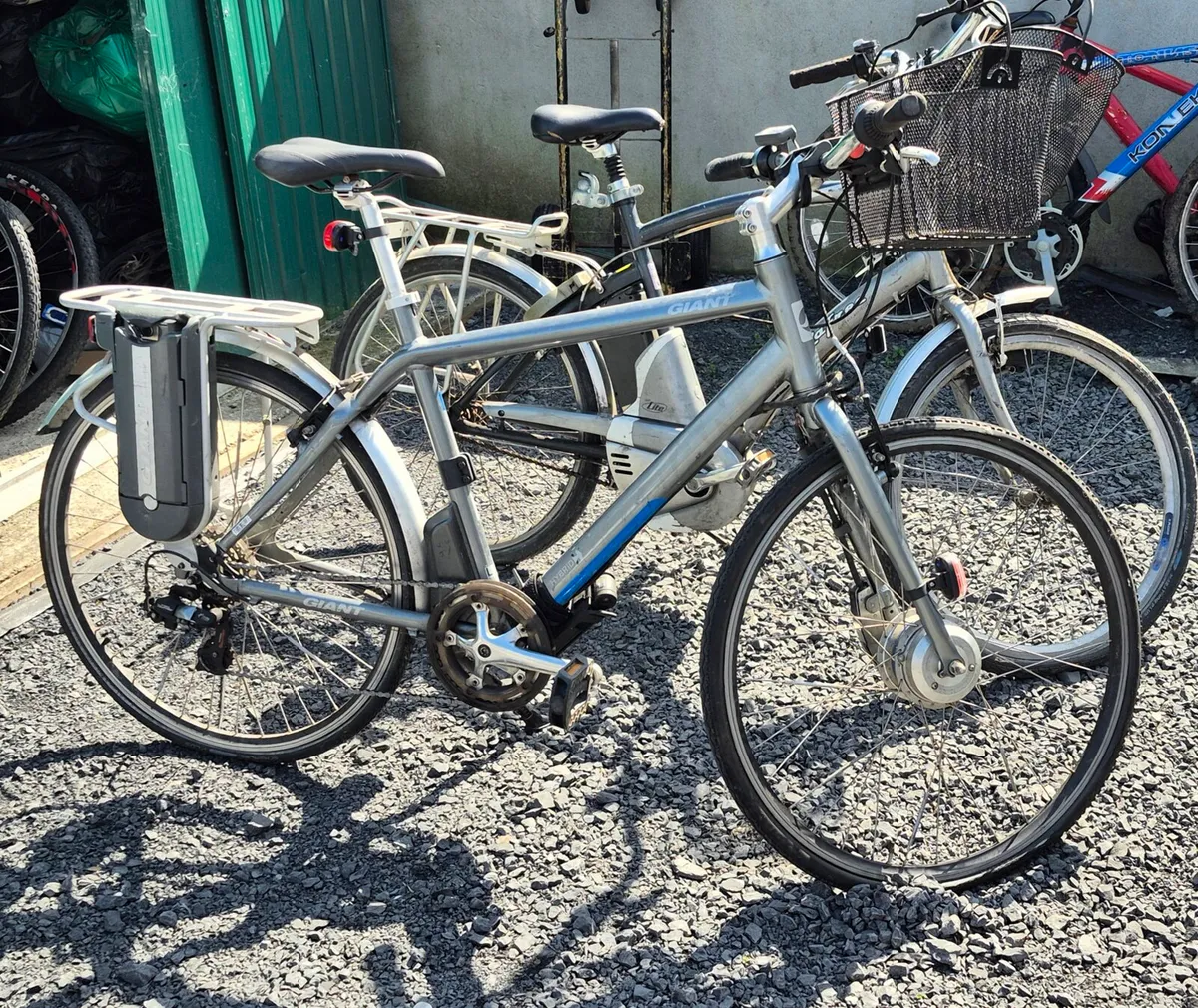 job lot of electrical bikes not tested - Image 2