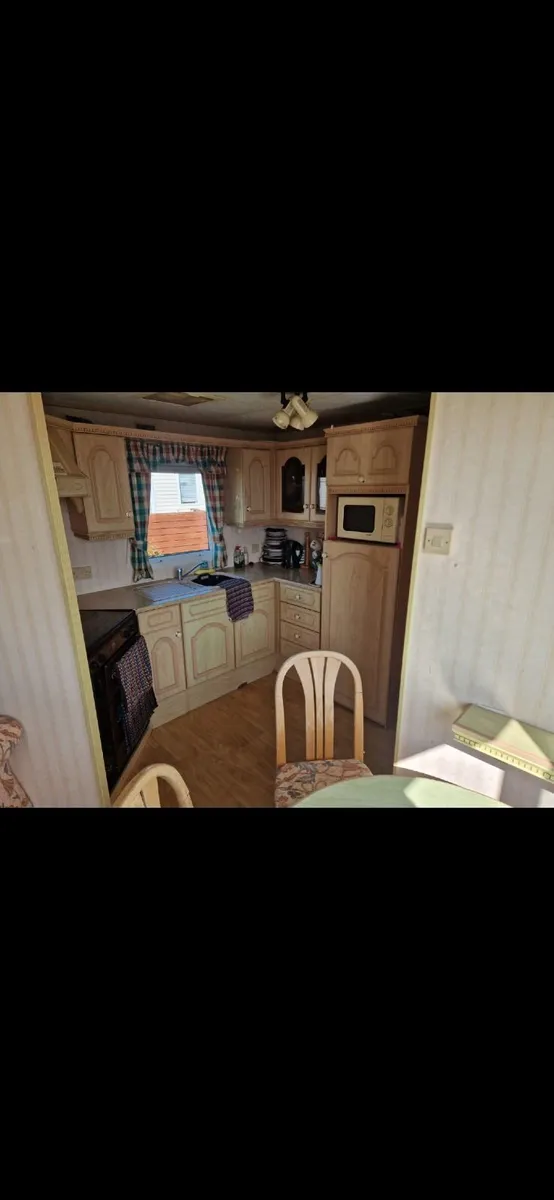 Mobile Home - Image 4