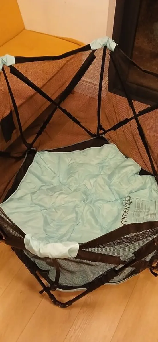 Playpen (new and unused) - Image 2