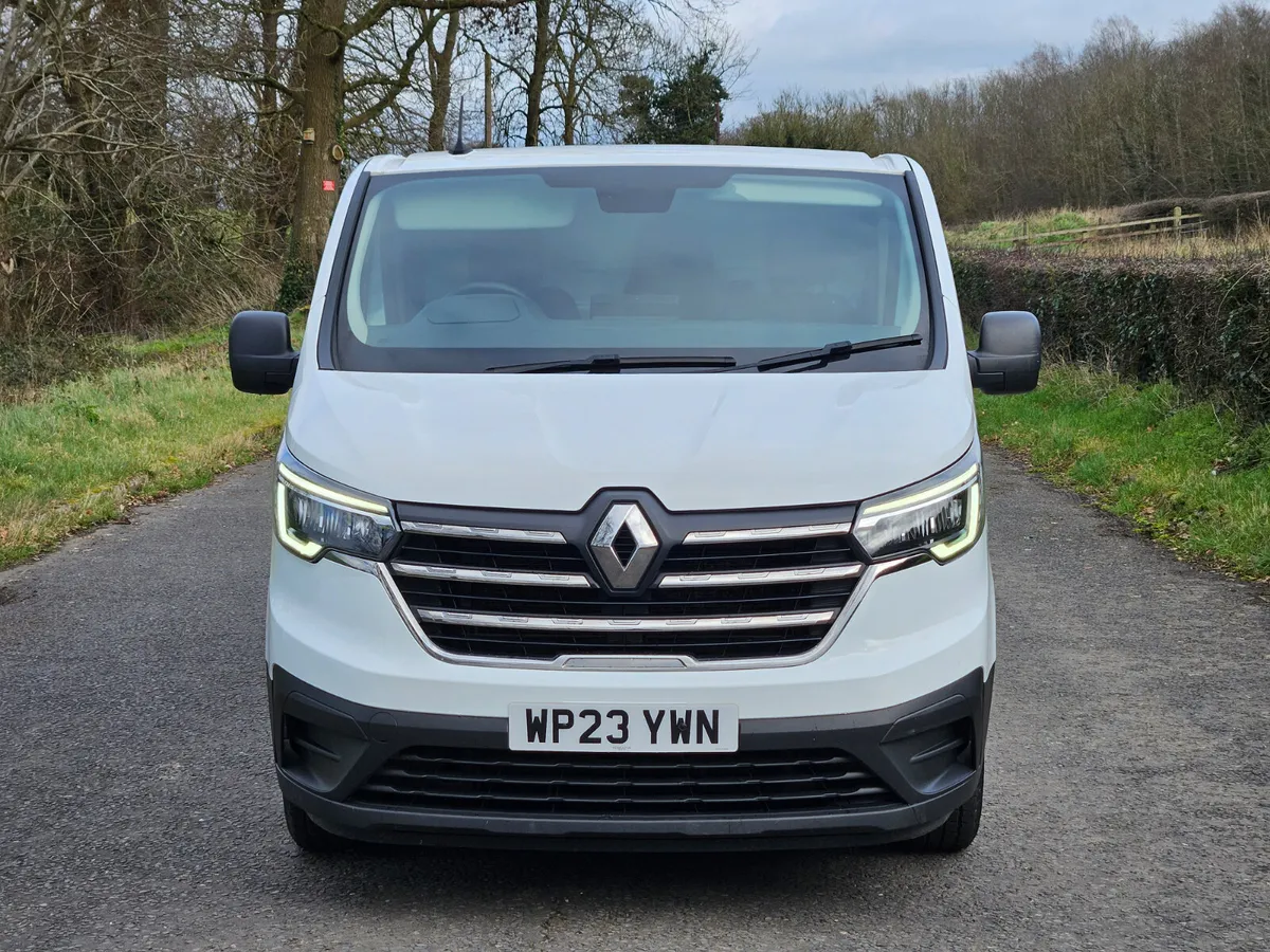 Renault Trafic 2023 - Image 3