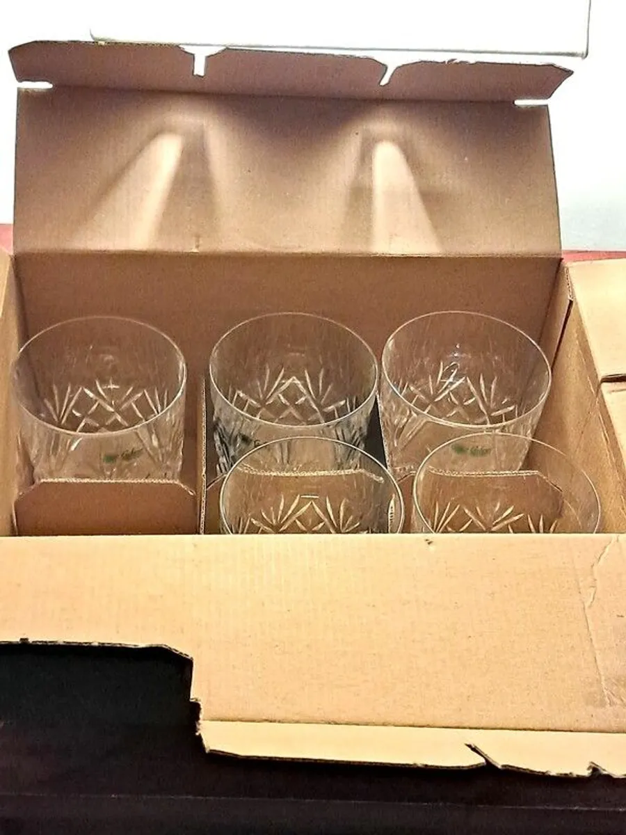 BNIB Galway Crystal Whiskey Glasses x 5 with original stickers - Image 3