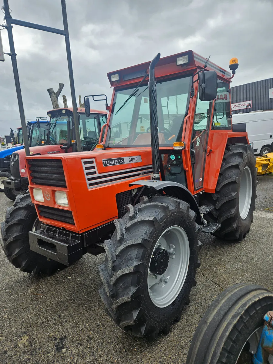 Tractors - Image 4