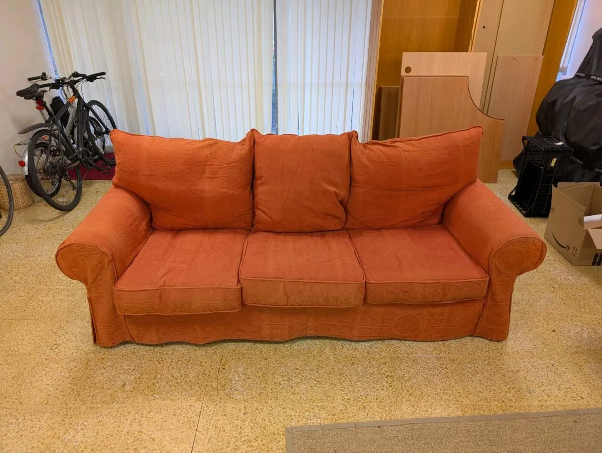 3 person couch - Image 2