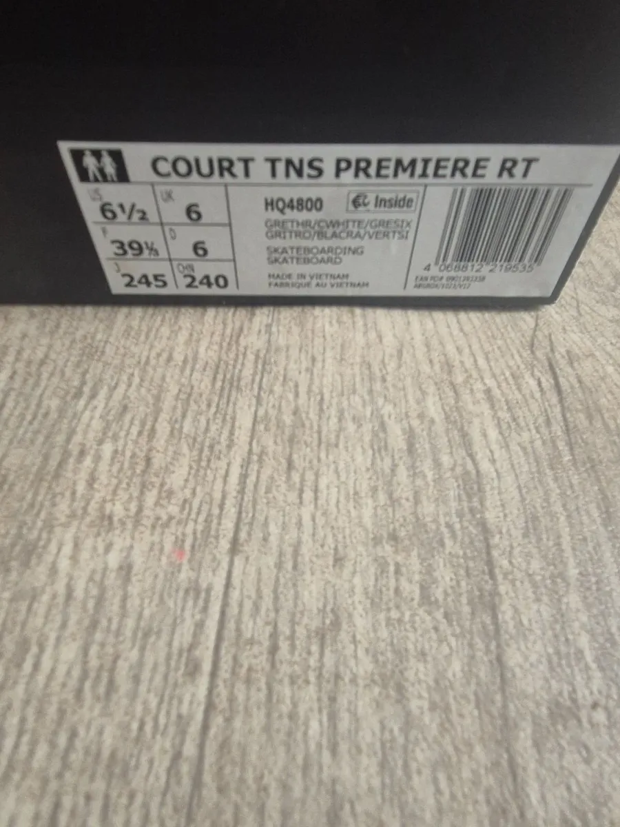 Trainers - Image 2