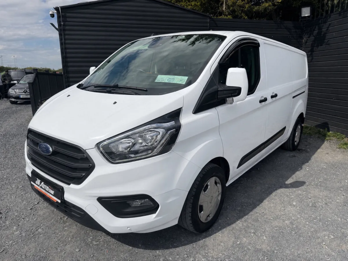 Ford Transit Custom 300L TREND 2.0 TD 130BHP M6 LW - Image 3