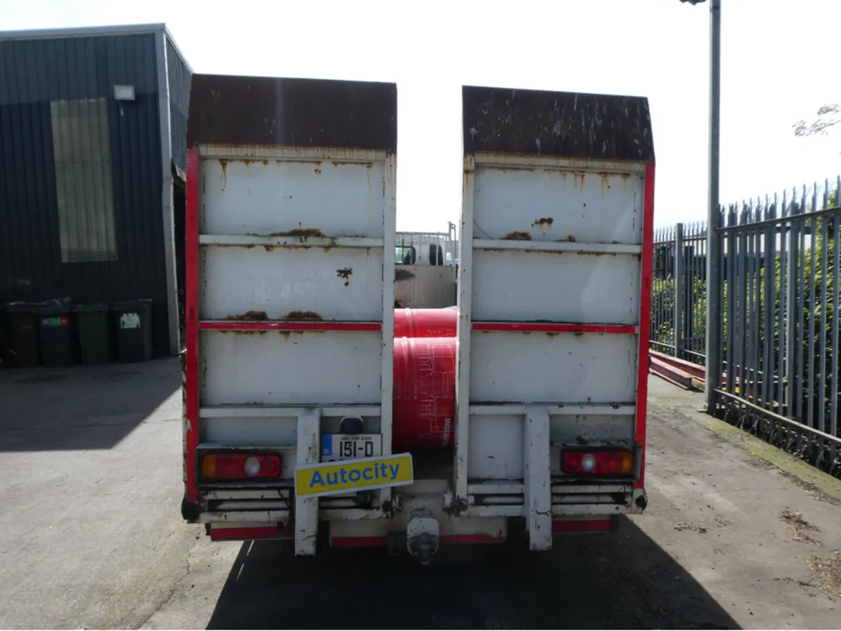 Mitsubishi Canter FUSO TF1 7C 15H AMT WITH DOE - Image 4