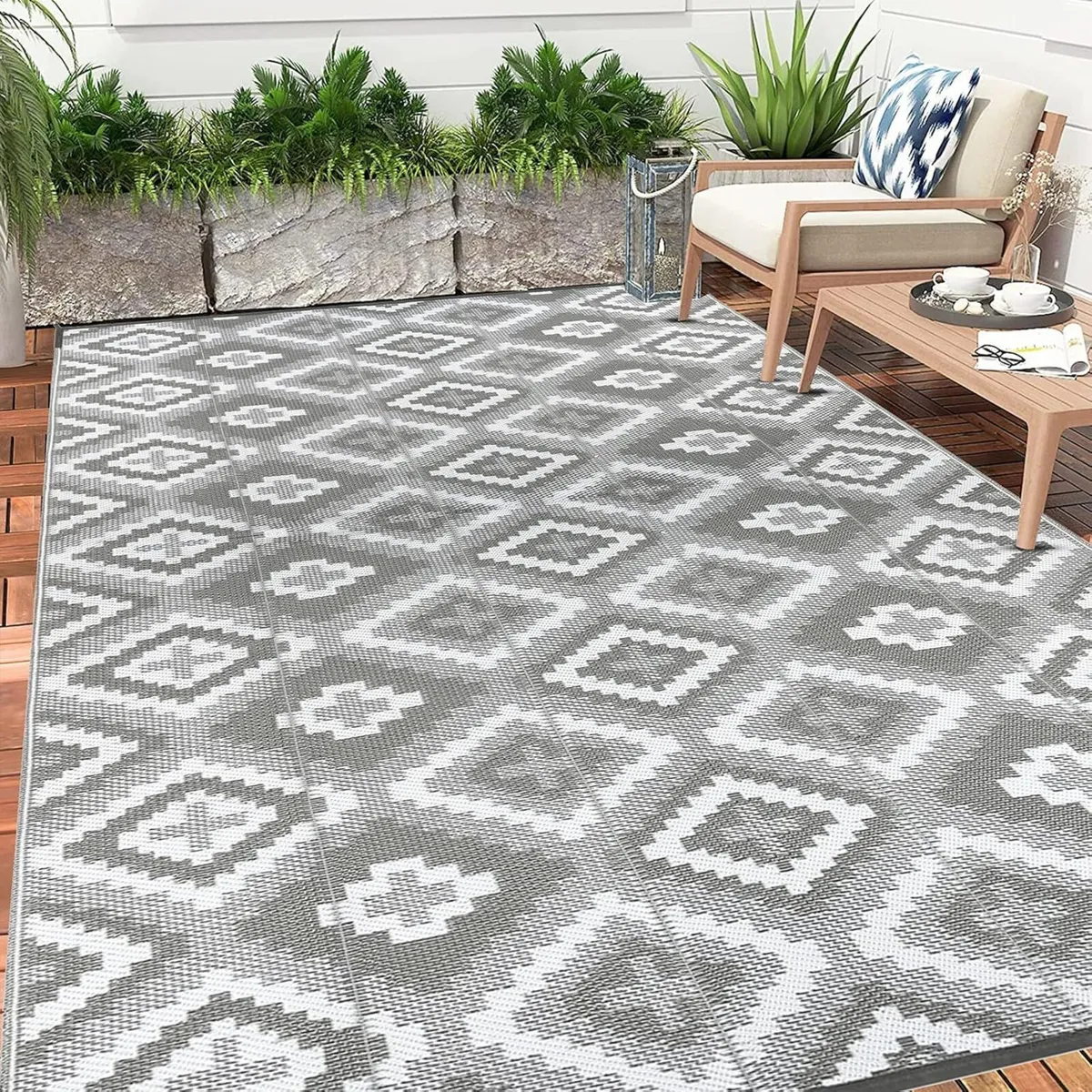 Outdoor Rug Waterproof 270 x 360 cm Large - Image 1