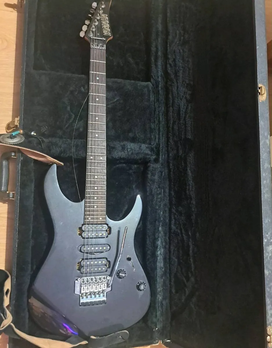Yamaha electric guitar - Image 1