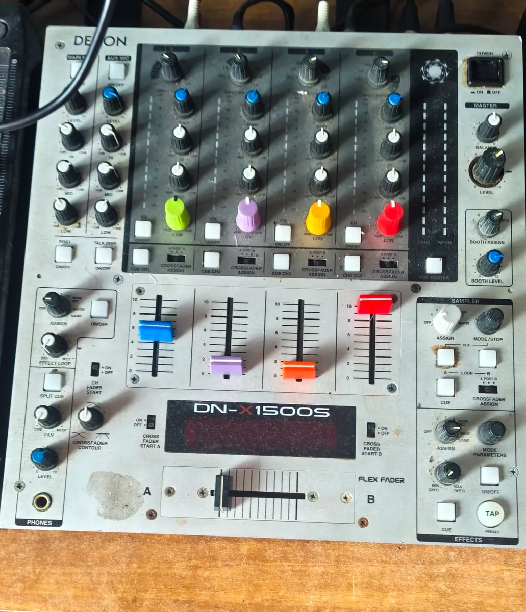 Denon mixer with cdj radius 3000 x2 - Image 1