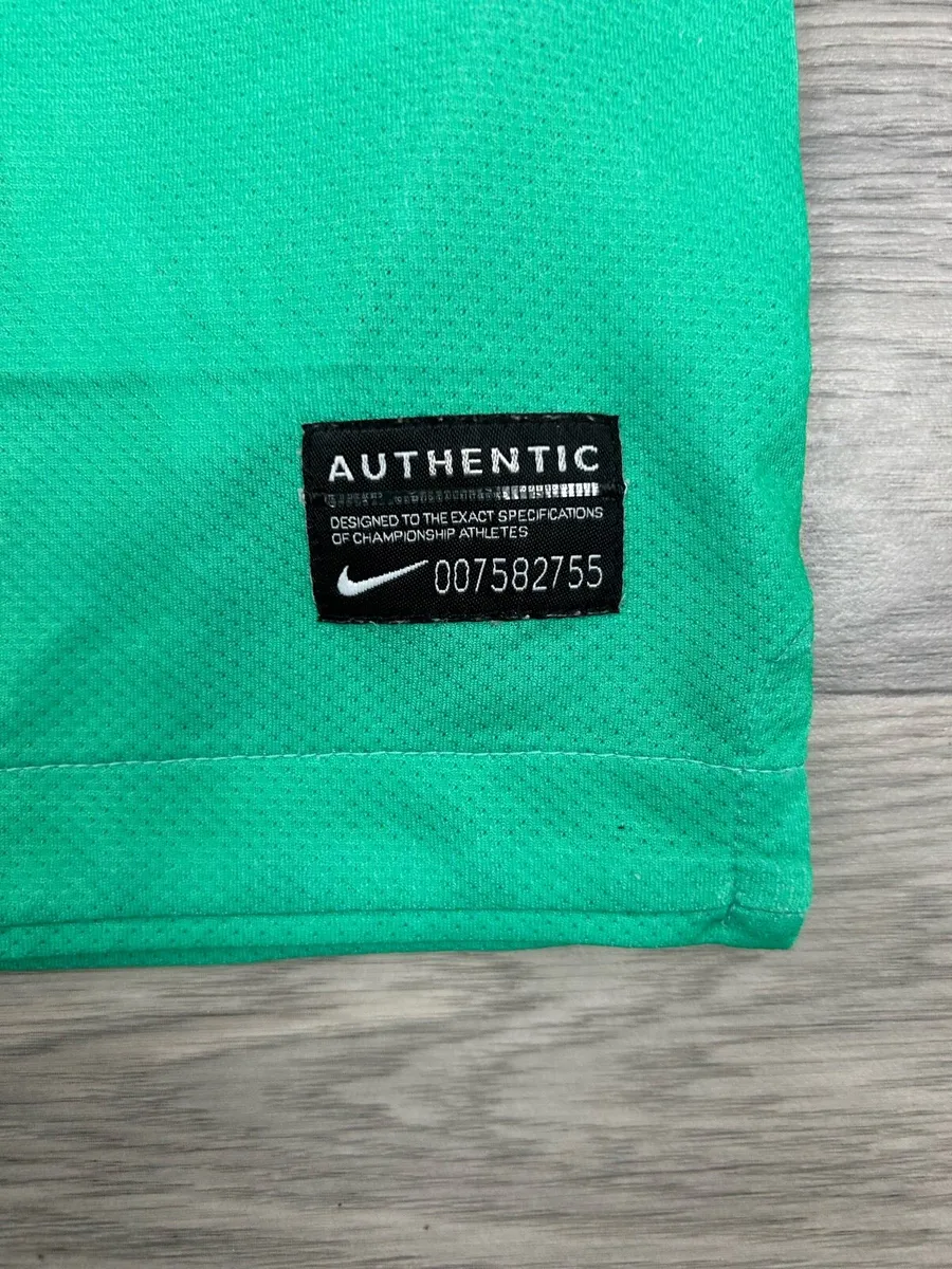 Vintage 2010 Barcelona Away Jersey Shirt Mens M - Image 3