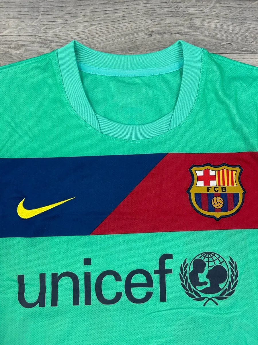Vintage 2010 Barcelona Away Jersey Shirt Mens M - Image 4