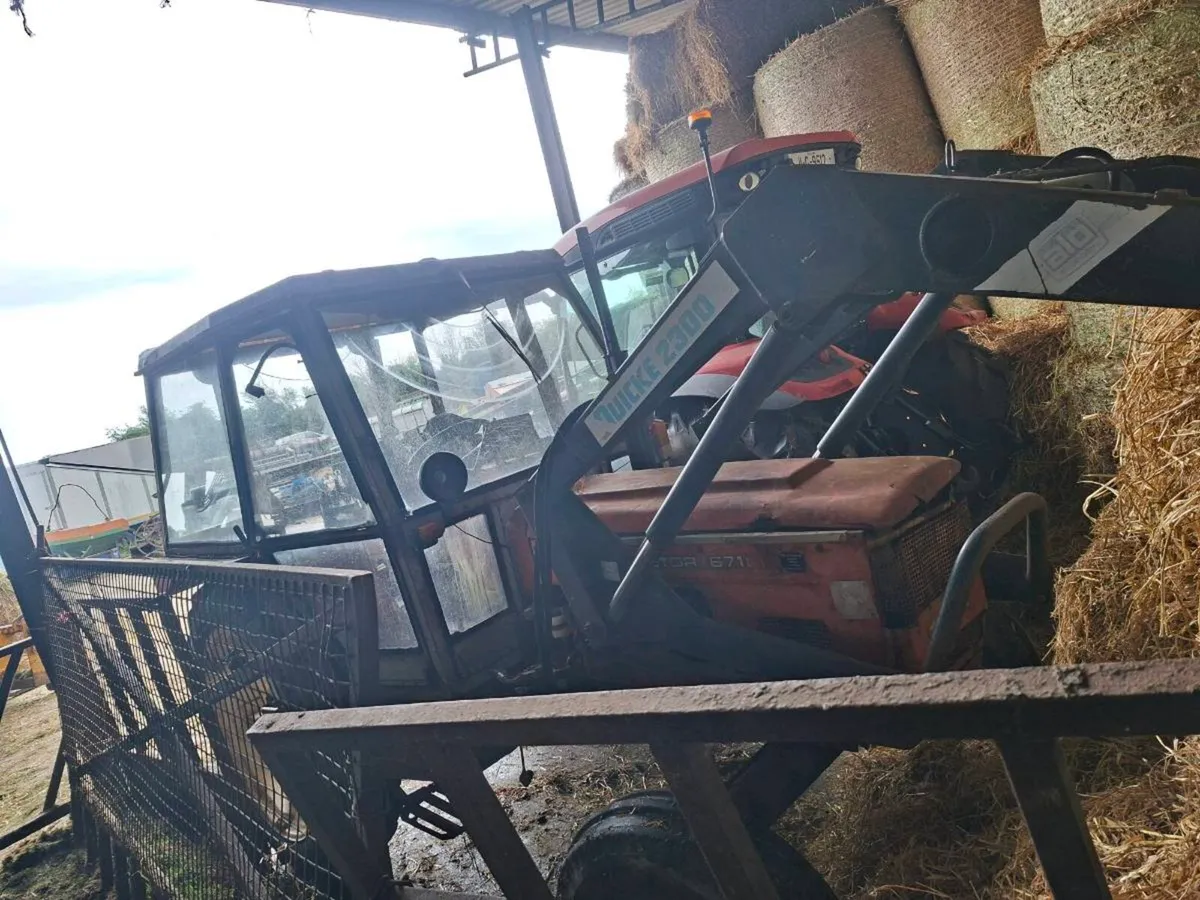 ZETOR 6718 WITH LOADER - Image 3