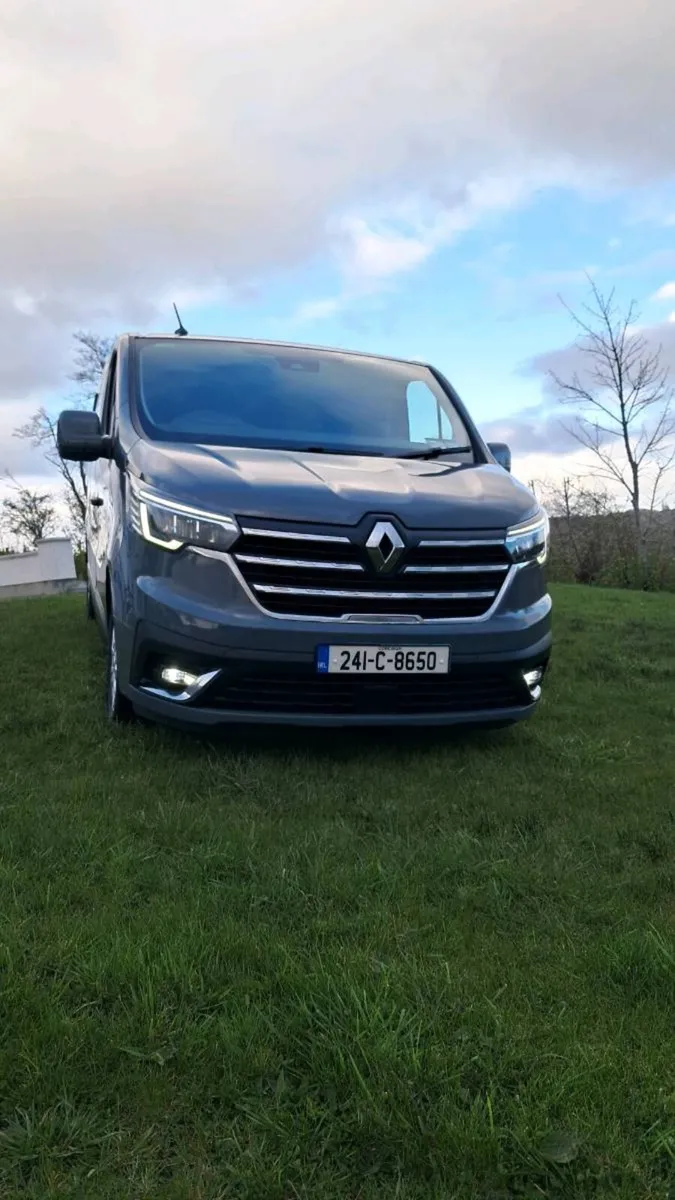 Renault traffic lwb - Image 2