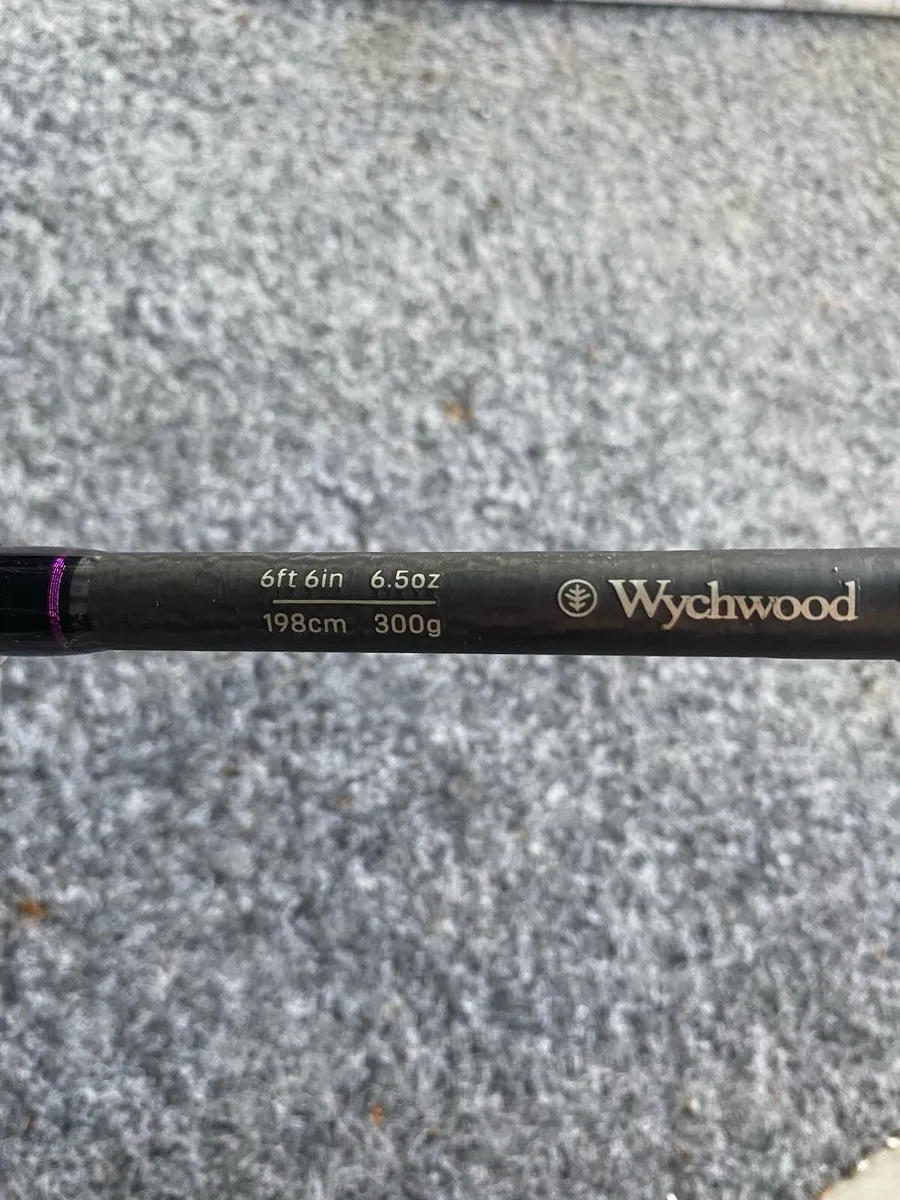 Shimano curado and jerk bait rod - Image 2