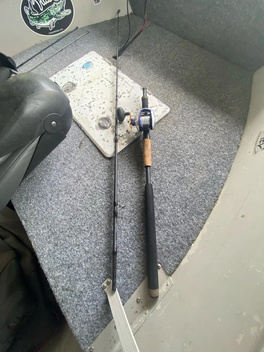 Shimano curado and jerk bait rod - Image 3