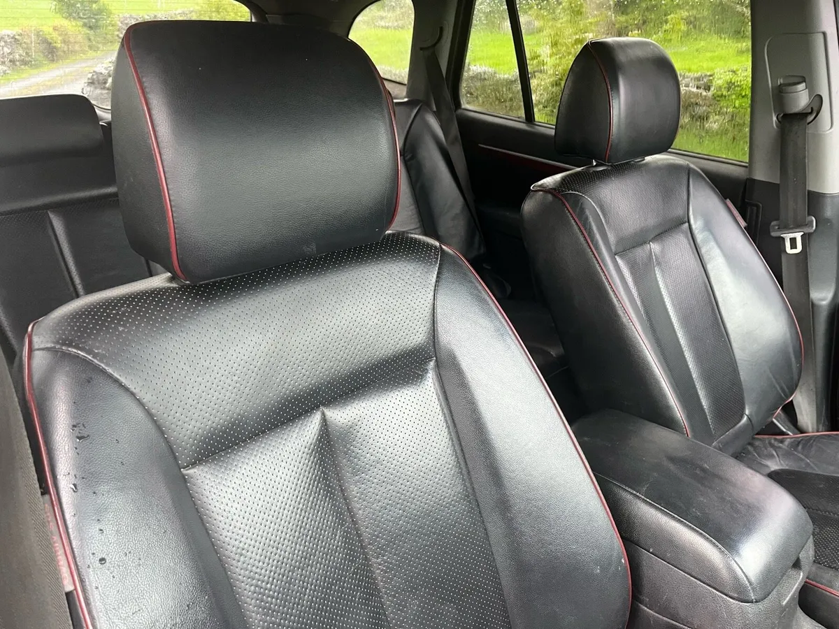 Crew cab Hyundai - Image 4