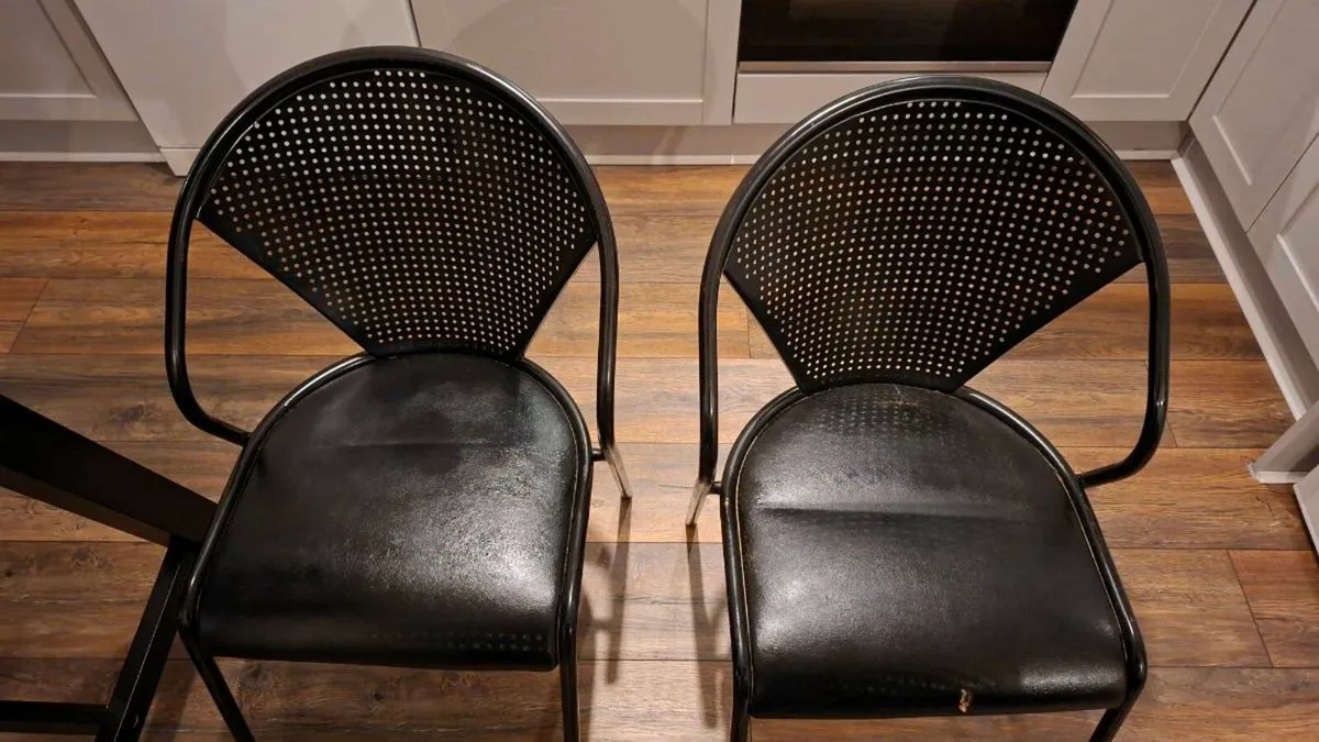 4 padded metal dining chairs - Image 2