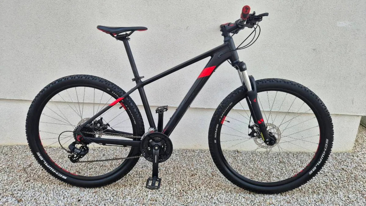 Cube Aim 27.5 Mountain Bike - Size 16" (Small) - Image 1